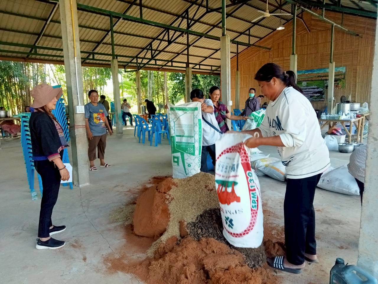 title - ส.ป.ก.อุตรดิตถ์ ดำเนินการจัดฝึกอบรม โครงการพัฒนาเกษตรกรรมยั่งยืน กิจกรรมพัฒนาเกษตรกรรมยั่งยืนในเขตปฏิรูปที่ดิน ปีงบประมาณ พ.ศ. ๒๕๖๙ หลักสูตร “การขยายองค์ความรู้เกษตรกรรมยั่งยืนในเขตปฏิรูปที่ดิน”